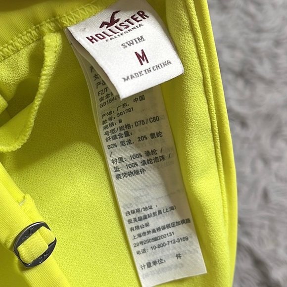 Last chance…Hollister Bikini Top Swimsuit Swim Pineapple M Medium - Picture 4 of 5